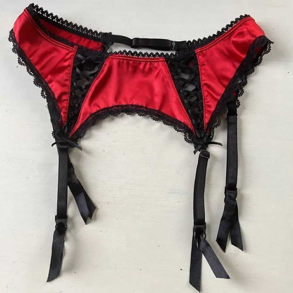 COPY - Frederick’s Of Hollywood Red Satin & Black Lace Garter Belt Size Women’s…